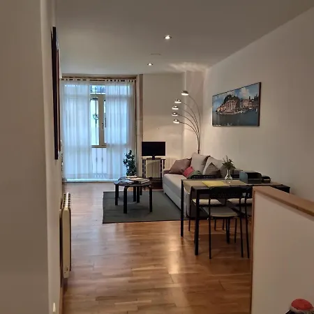 Wanderlust Maria Pita Corunha